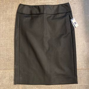 GAP Pencil Skirt Size 6 NWT